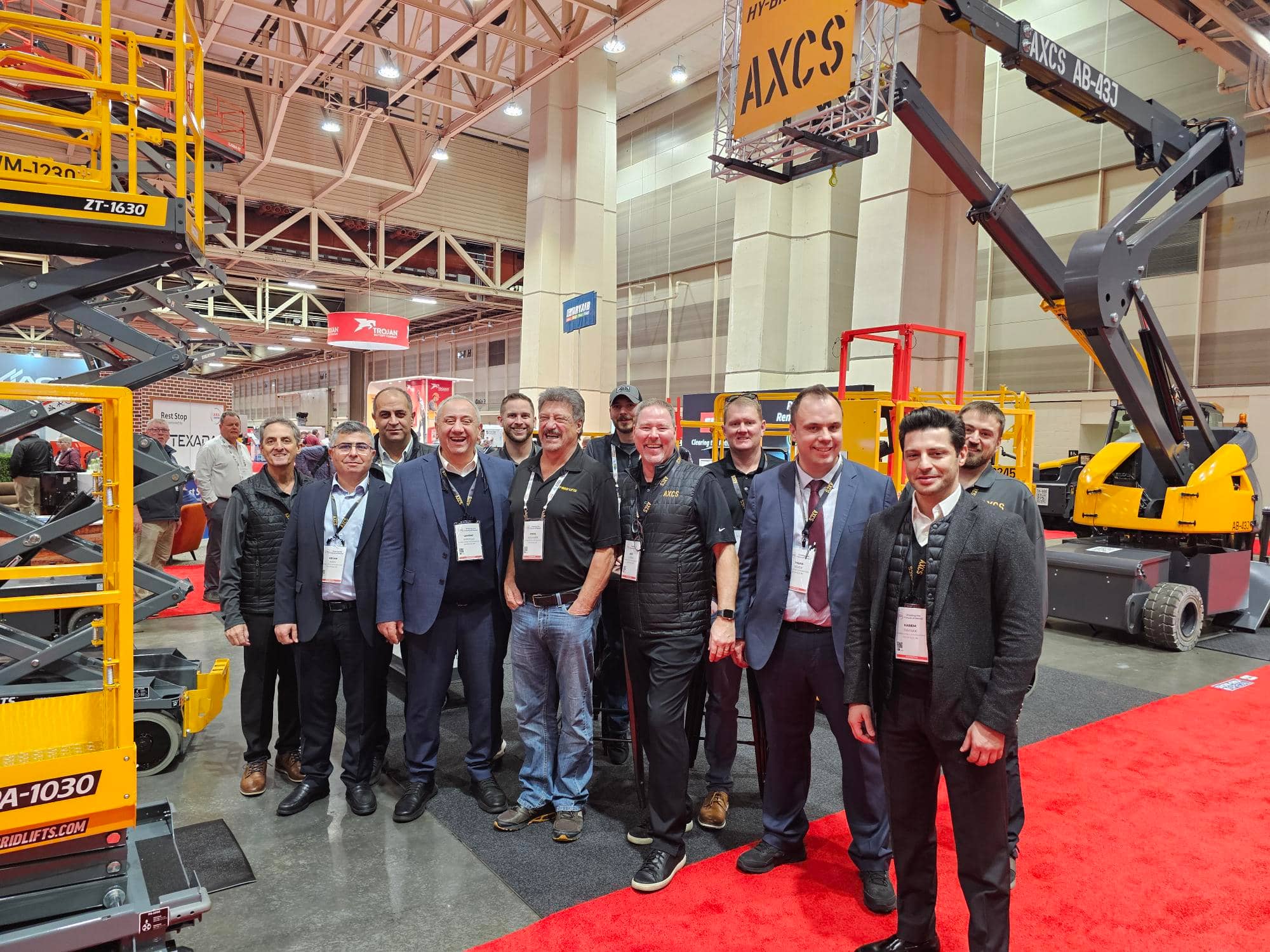 Hy-Brid Lifts / AXCS Team Photo at The ARA Show 2024